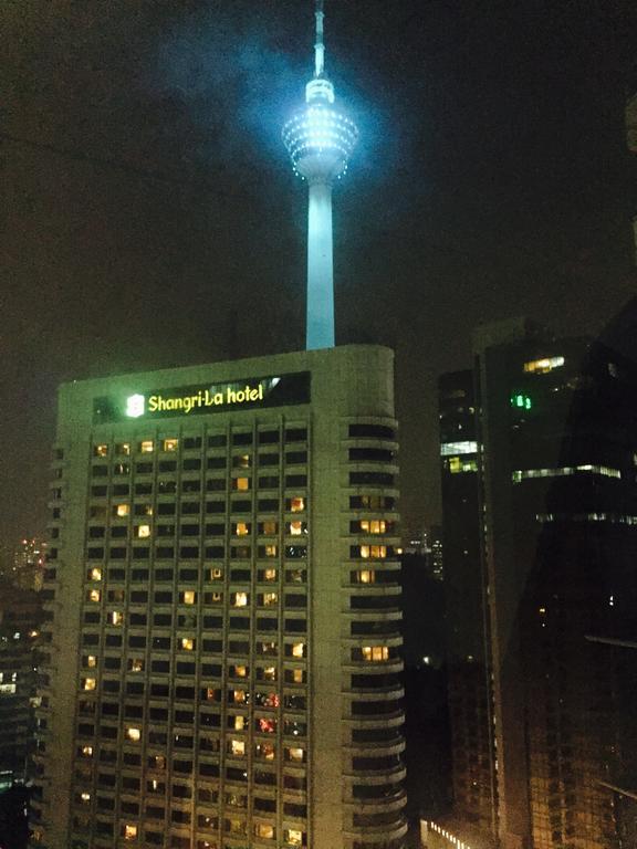 Vortex Suites Klcc By C&C Куала Лумпур Екстериор снимка